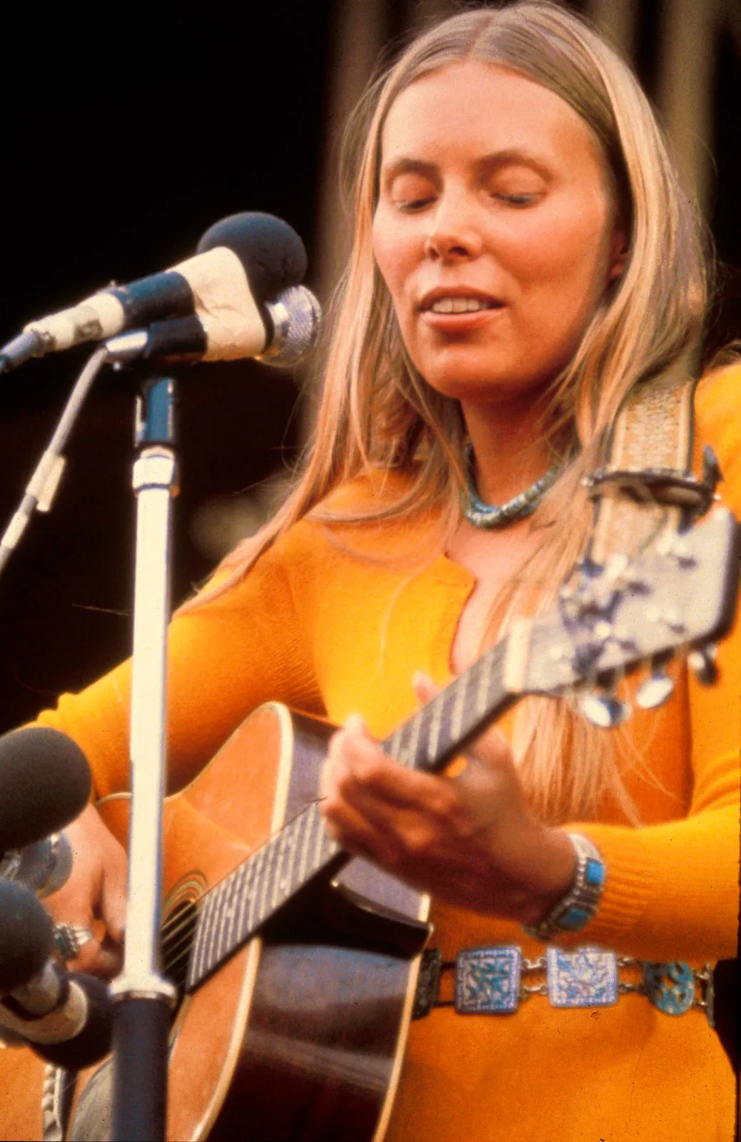 30 Guitarists Often Considered Among the Greatest of All Time – Garlic Soda